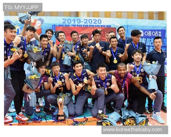 上海羽毛球队在城市联赛中的团队协作表现分析与点评 上海羽毛球队在城市联赛中的团队协作表现分析与点评