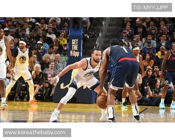 2016季后赛勇士与雷霆首战精彩回顾与赛况分析 2016季后赛勇士与雷霆首战精彩回顾与赛况分析