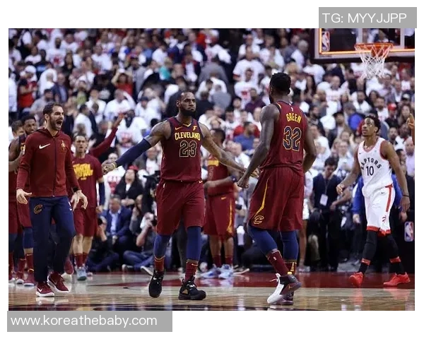 2017年NBA季后赛勇士队与鹈鹕队精彩对决回顾与分析 2017年NBA季后赛勇士队与鹈鹕队精彩对决回顾与分析